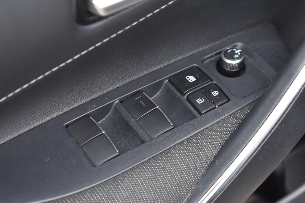 Toyota Corolla Touring Sports (Z534DN) met abonnement