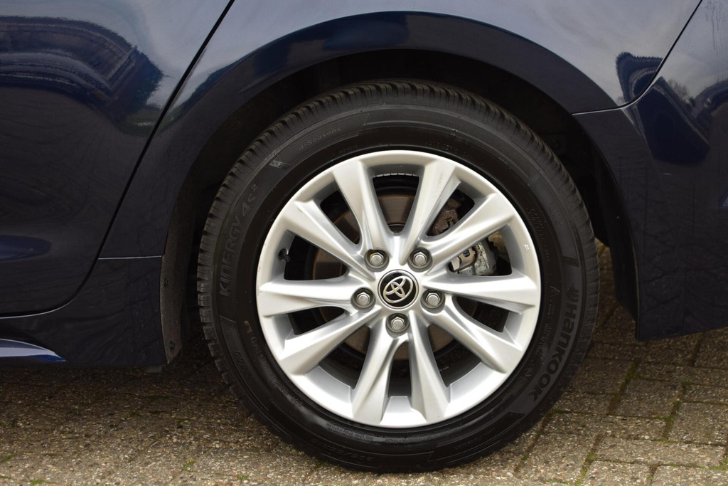 Toyota Corolla Touring Sports (Z534DN) met abonnement
