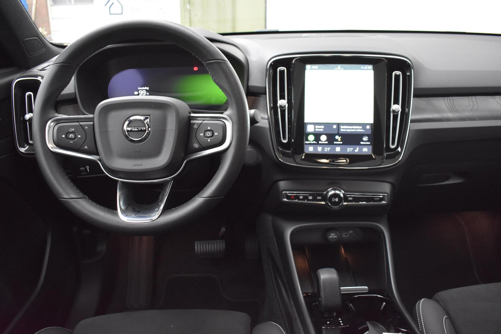 Volvo C40 (N079TL) met abonnement