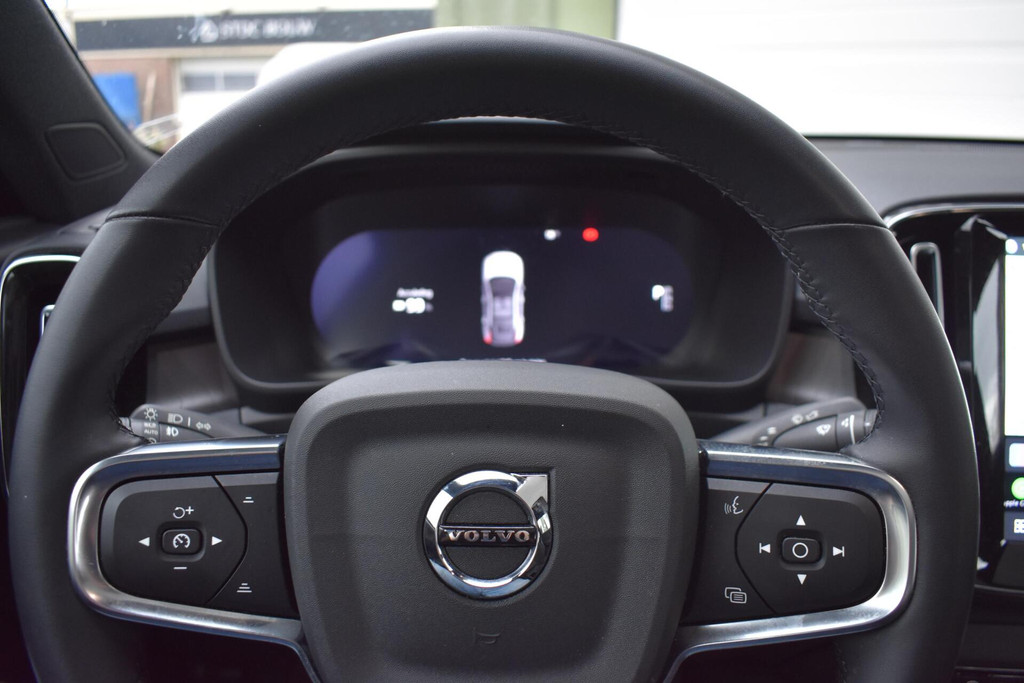 Volvo C40 (N079TL) met abonnement