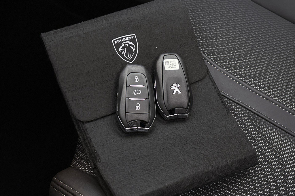 Peugeot 3008 (KFP56V) met abonnement