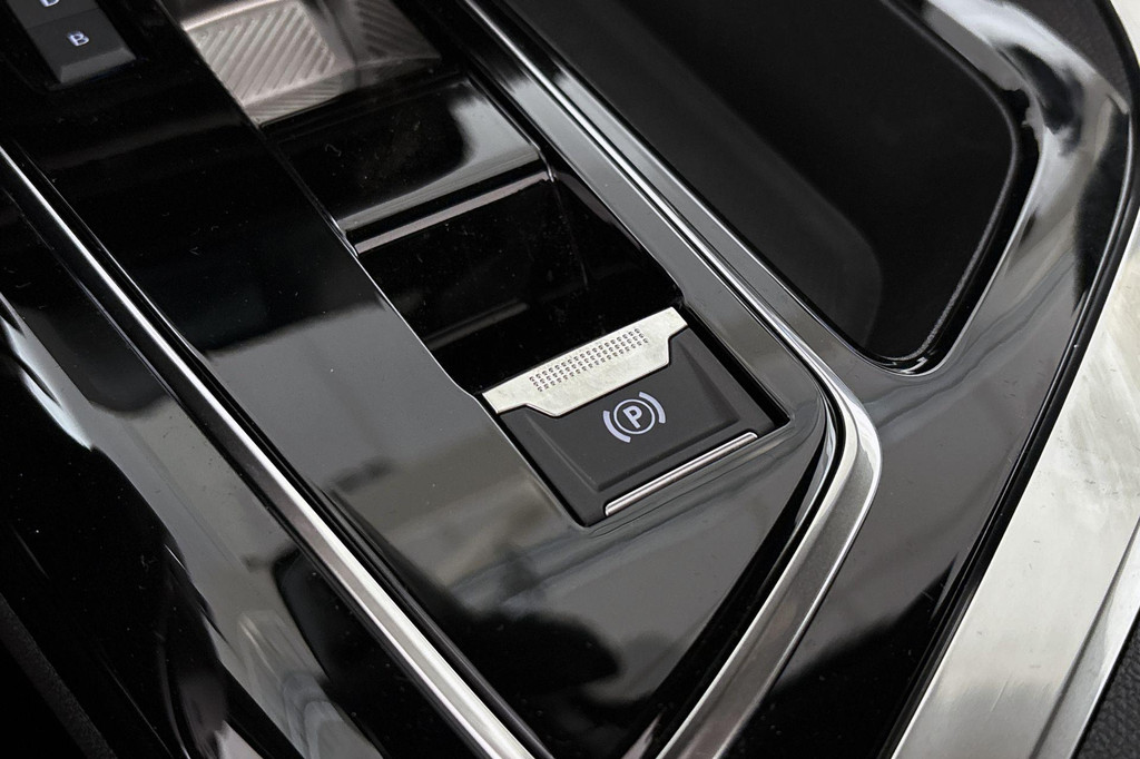 Peugeot 3008 (KFP56V) met abonnement