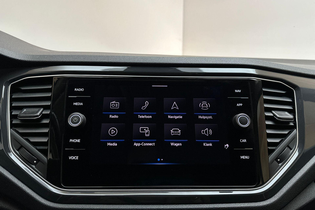 Volkswagen T-Roc (J284VD) met abonnement