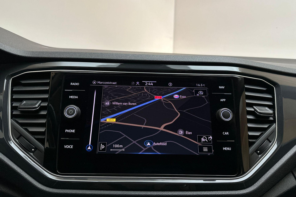 Volkswagen T-Roc (J284VD) met abonnement