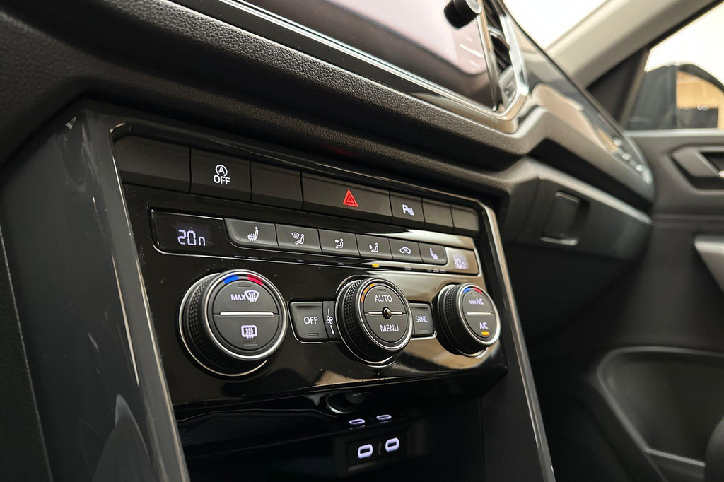 Volkswagen T-Roc (J284VD) met abonnement