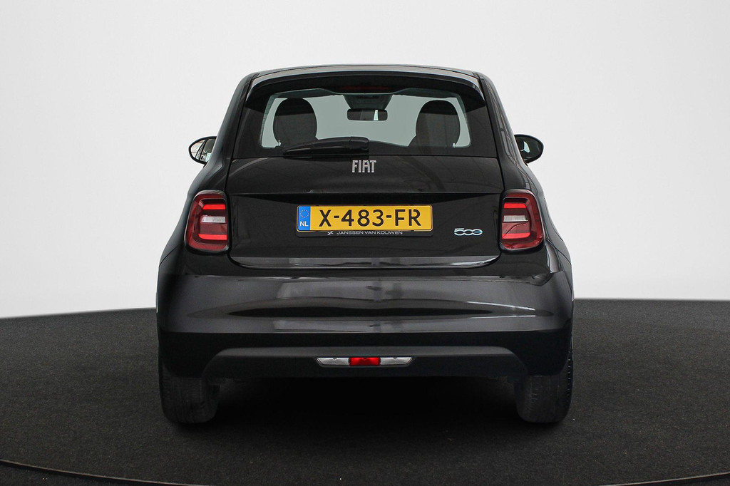 Fiat 500 (X483FR) met abonnement