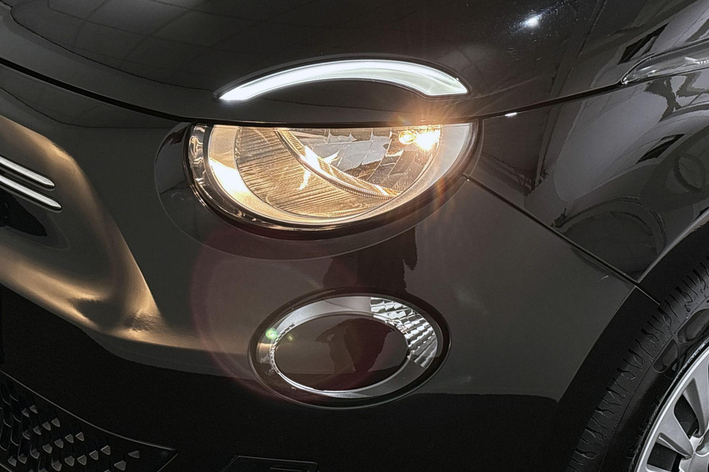 Fiat 500 (X483FR) met abonnement