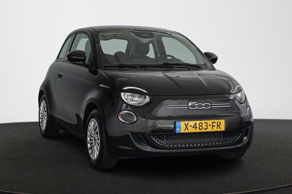 Fiat 500 (X483FR) met abonnement