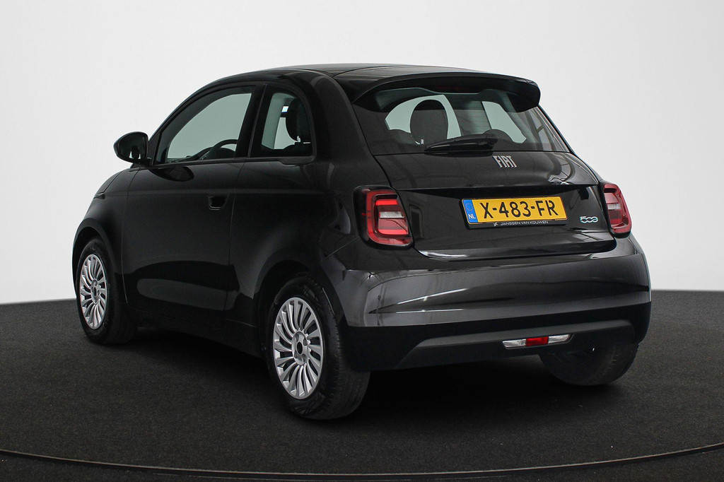 Fiat 500 (X483FR) met abonnement