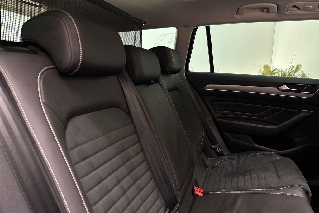 Volkswagen Passat (HZV39S) met abonnement