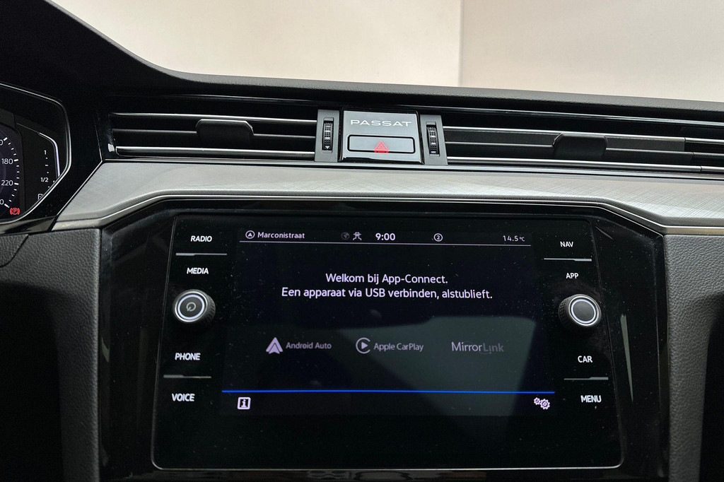 Volkswagen Passat (HZV39S) met abonnement