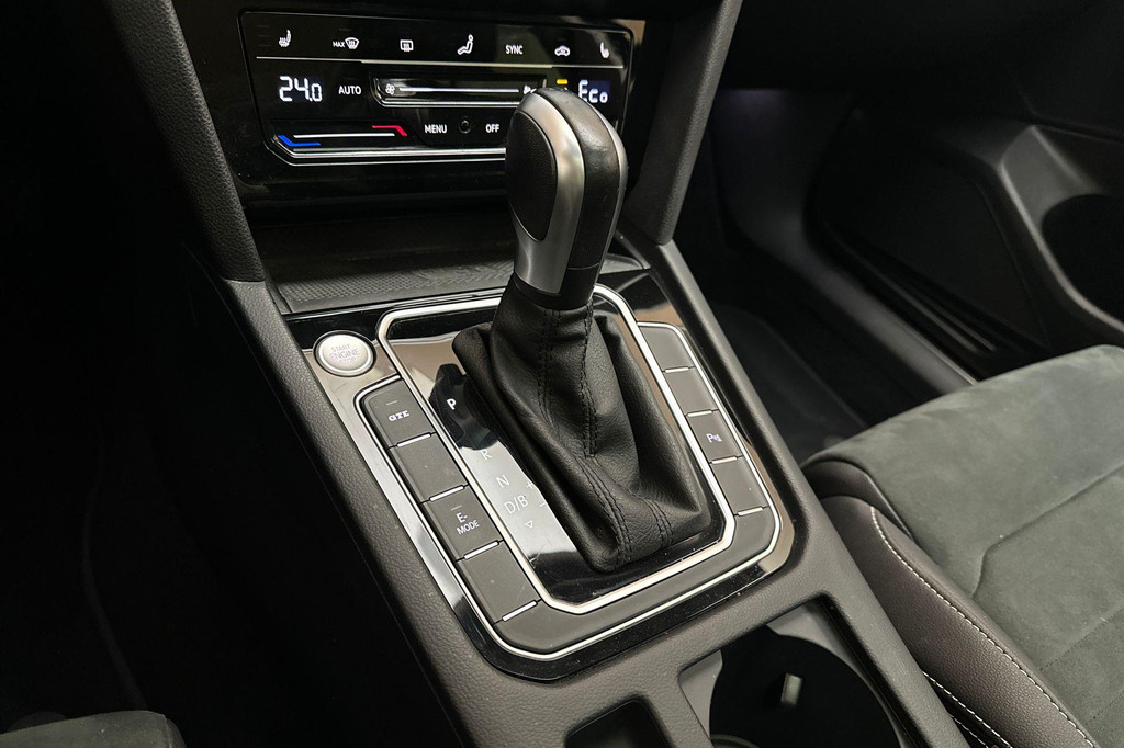 Volkswagen Passat (HZV39S) met abonnement