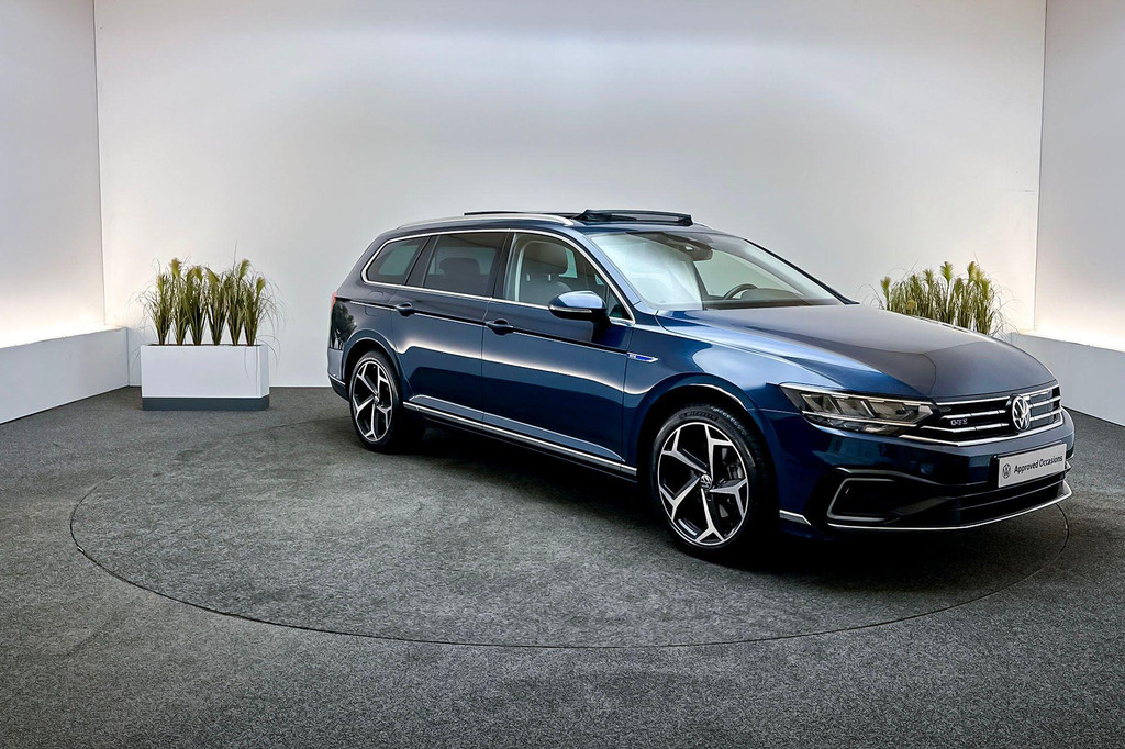 Volkswagen Passat (HZV39S) met abonnement