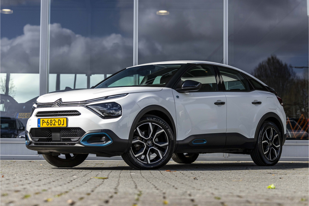Citroën Ë-C4 (P682DJ) met abonnement