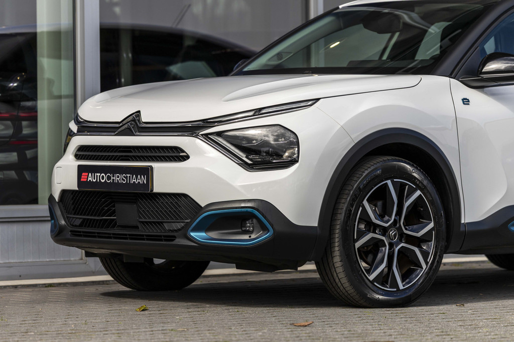 Citroën Ë-C4 (P682DJ) met abonnement