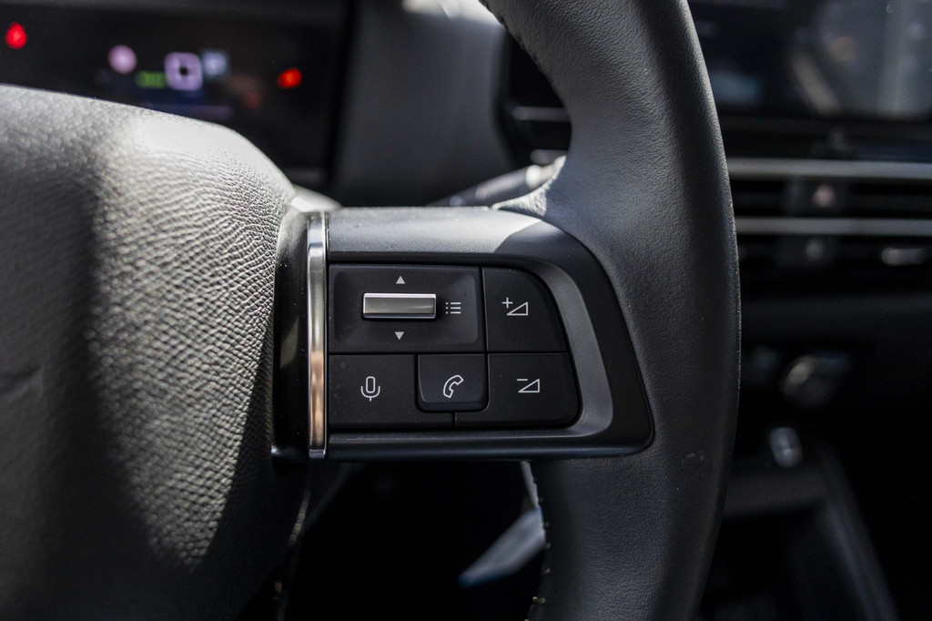 Citroën Ë-C4 (P682DJ) met abonnement