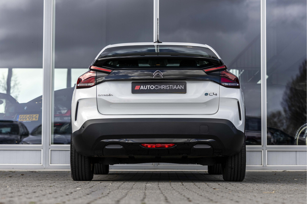 Citroën Ë-C4 (P682DJ) met abonnement