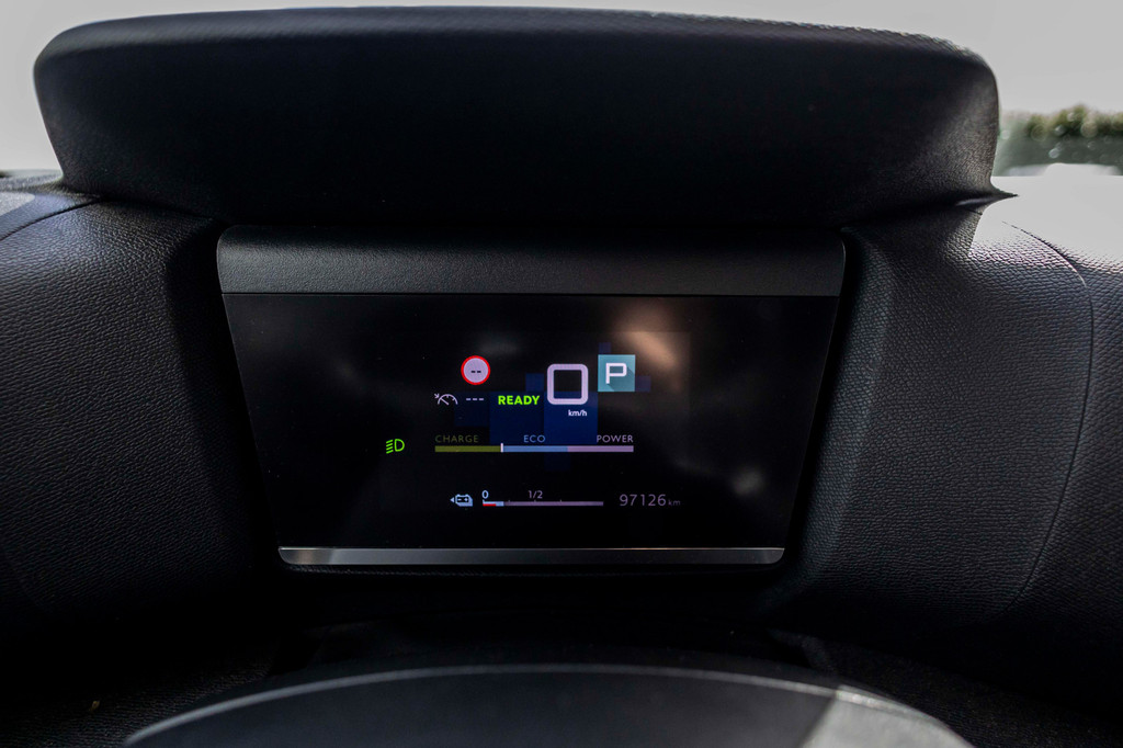 Citroën Ë-C4 (P682DJ) met abonnement