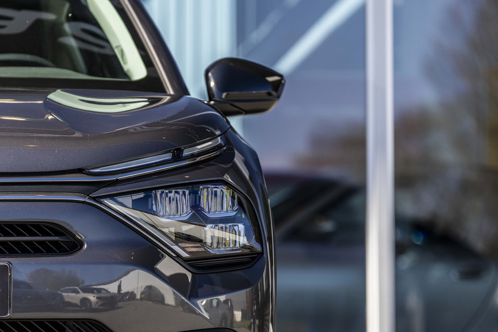 Citroën Ë-C4 (X879TV) met abonnement