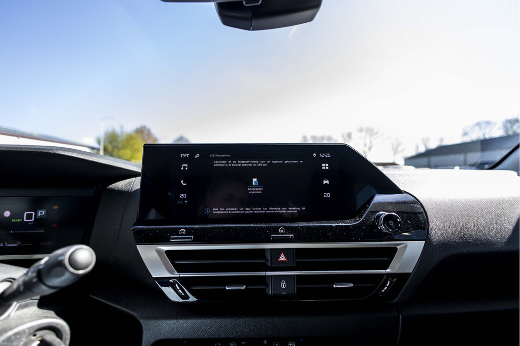 Citroën Ë-C4 (X879TV) met abonnement