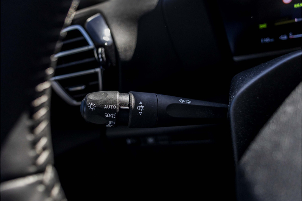 Citroën Ë-C4 (X879TV) met abonnement