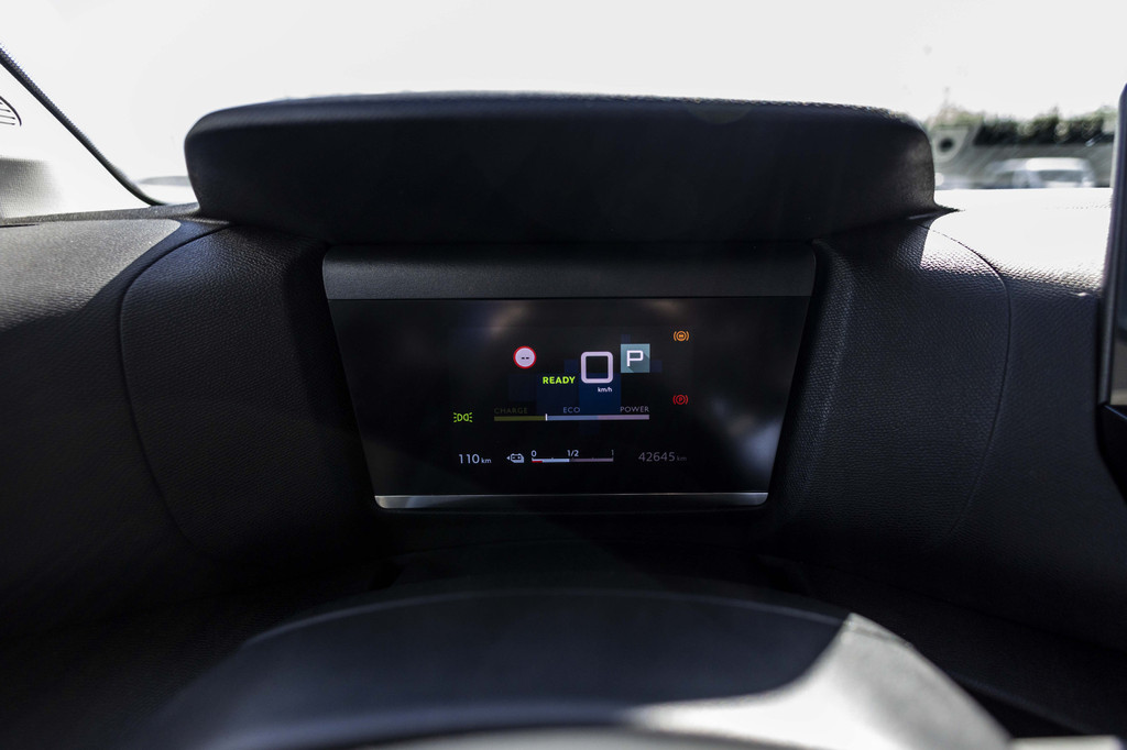 Citroën Ë-C4 (X879TV) met abonnement