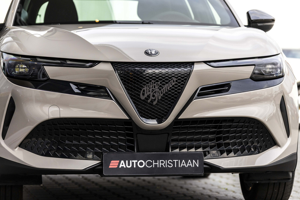 Alfa Romeo Junior (KFH99B) met abonnement