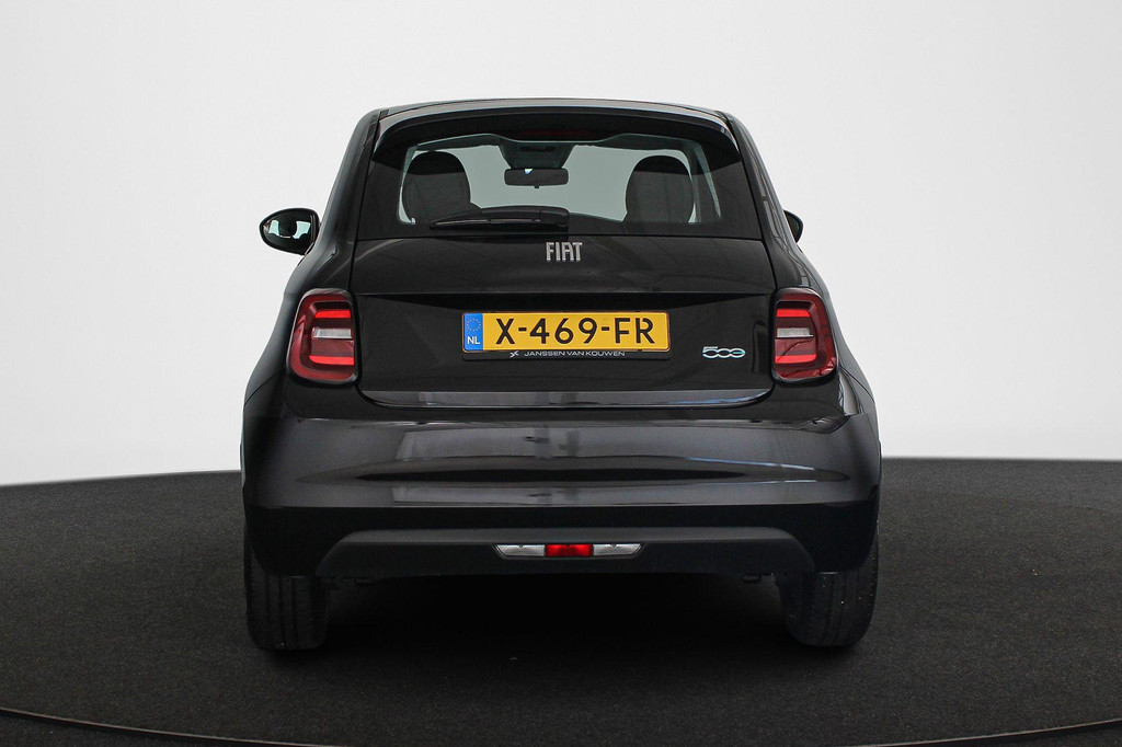 Fiat 500 (X469FR) met abonnement