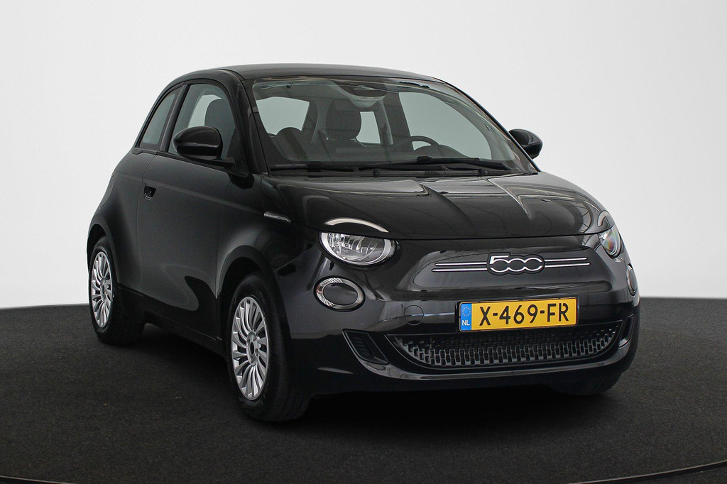 Fiat 500 (X469FR) met abonnement