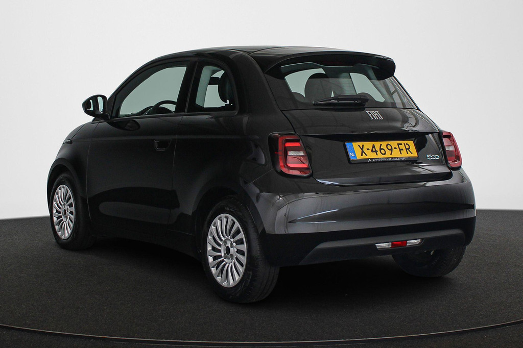 Fiat 500 (X469FR) met abonnement