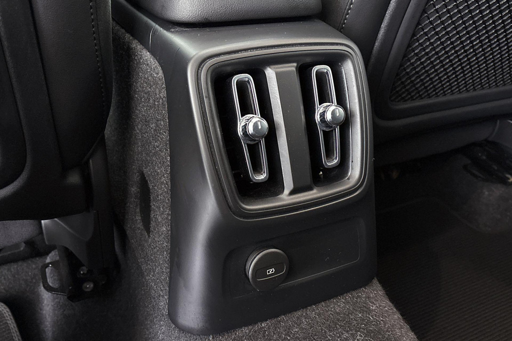 Volvo XC40 (N584SL) met abonnement