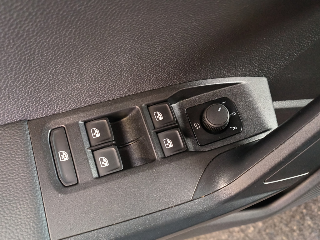 Seat Ibiza (KFK75R) met abonnement