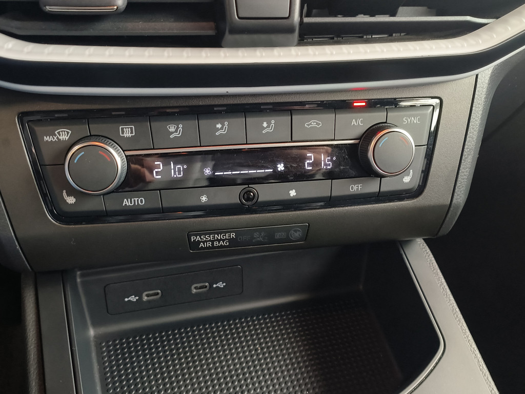 Seat Ibiza (KFK75R) met abonnement