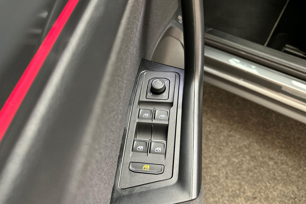 Volkswagen T-Roc (K260KZ) met abonnement