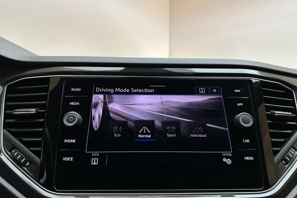 Volkswagen T-Roc (K260KZ) met abonnement