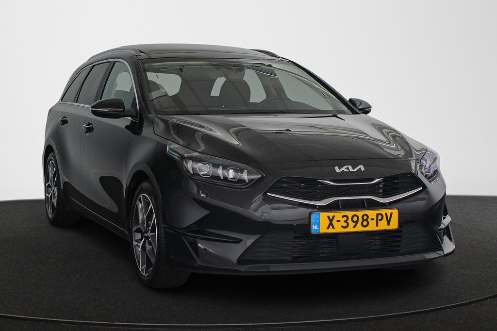 Kia Ceed Sportswagon (X398PV) met abonnement