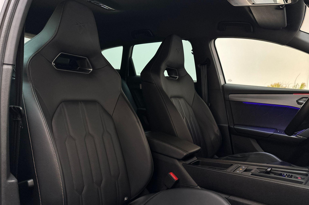 CUPRA Leon Sportstourer (KFP69R) met abonnement