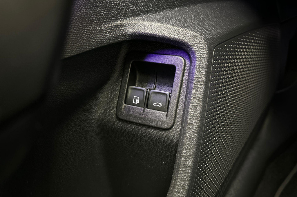 CUPRA Leon Sportstourer (KFP69R) met abonnement