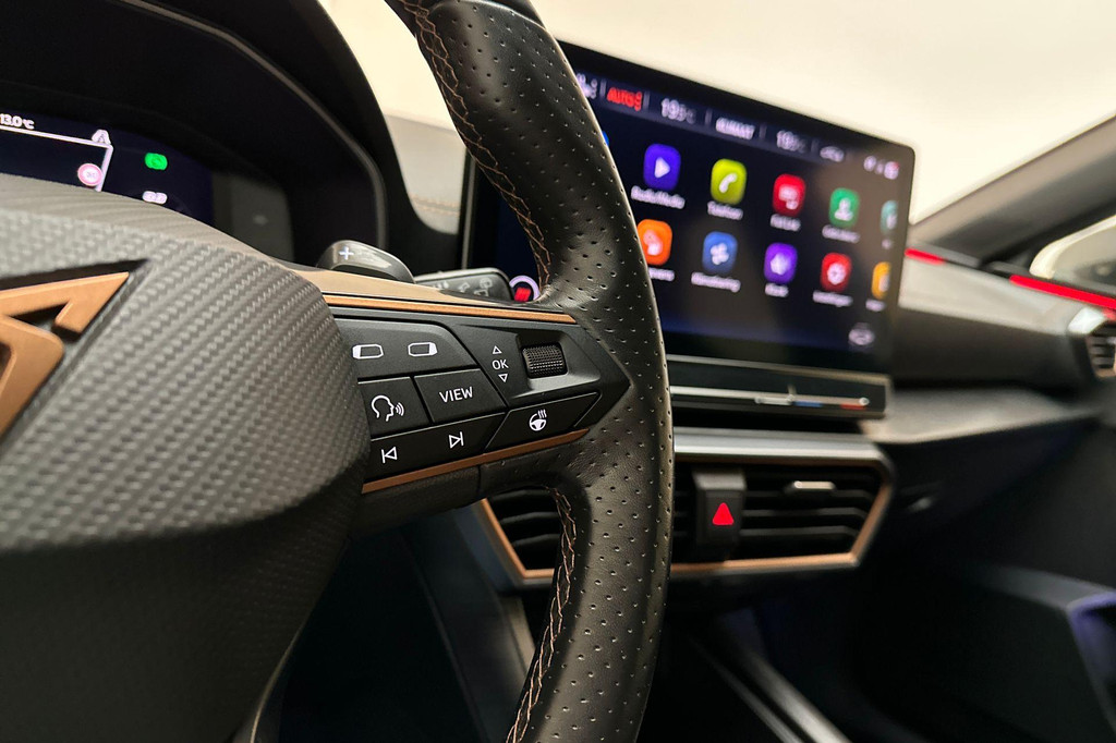 CUPRA Leon Sportstourer (KFP69R) met abonnement