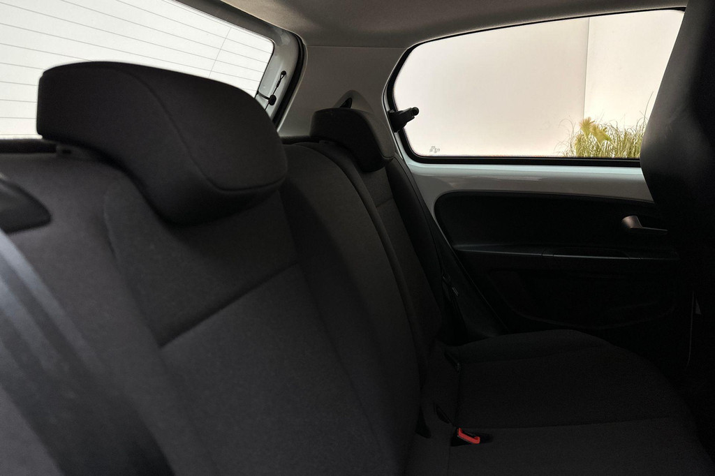 Volkswagen up! (N456FG) met abonnement