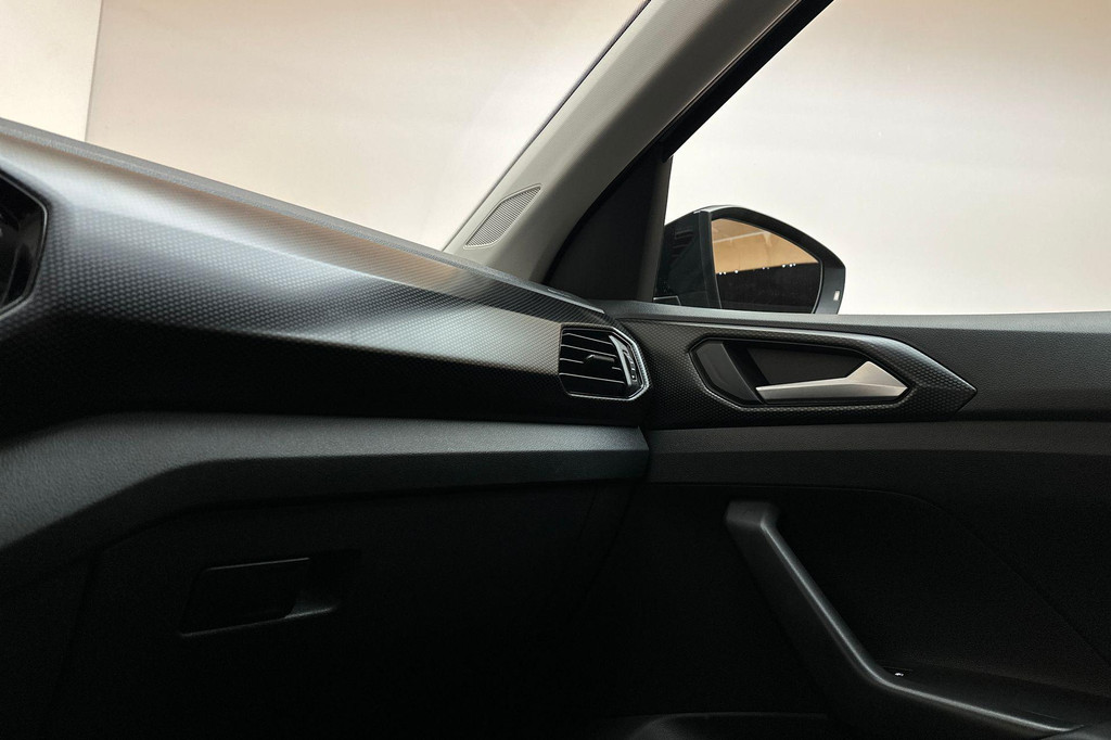 Volkswagen T-Cross (Z689DS) met abonnement