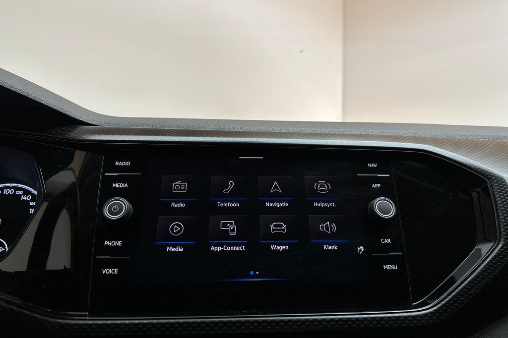 Volkswagen T-Cross (Z689DS) met abonnement