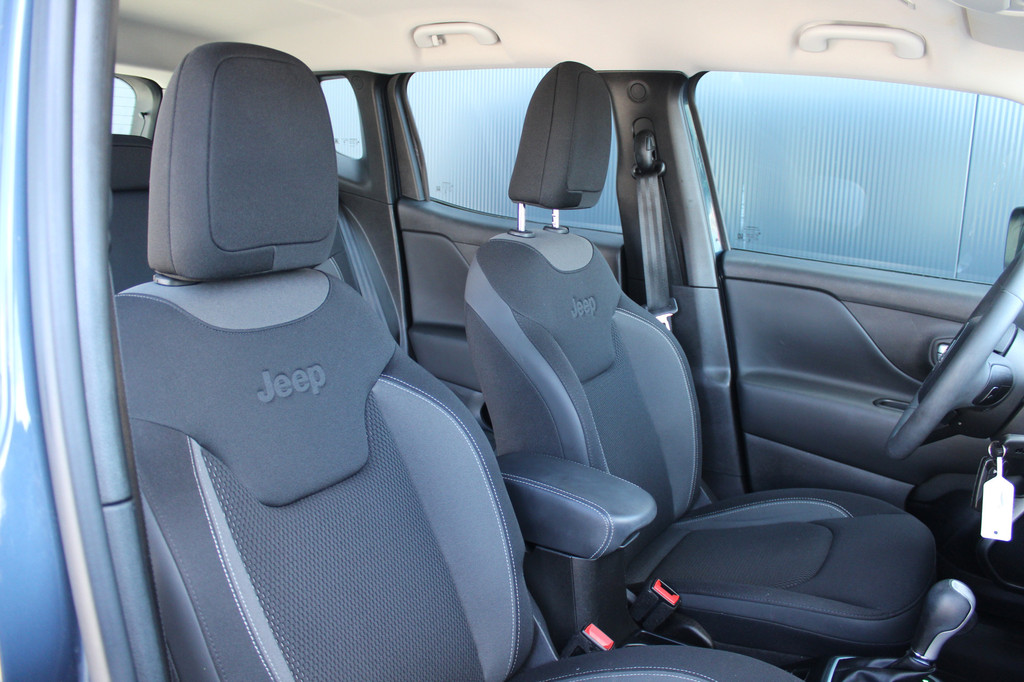 Jeep Renegade (Z425KF) met abonnement