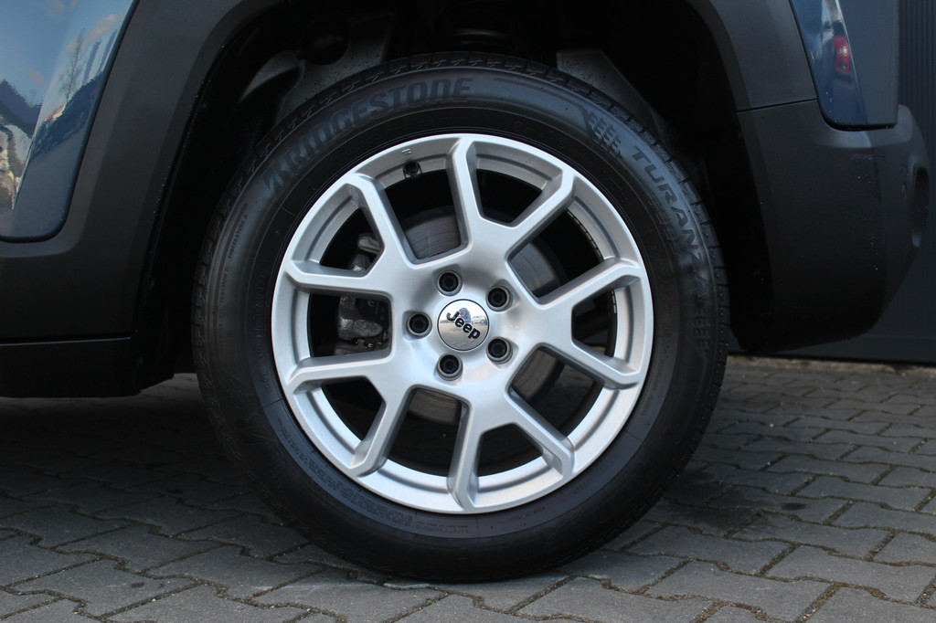 Jeep Renegade (Z425KF) met abonnement