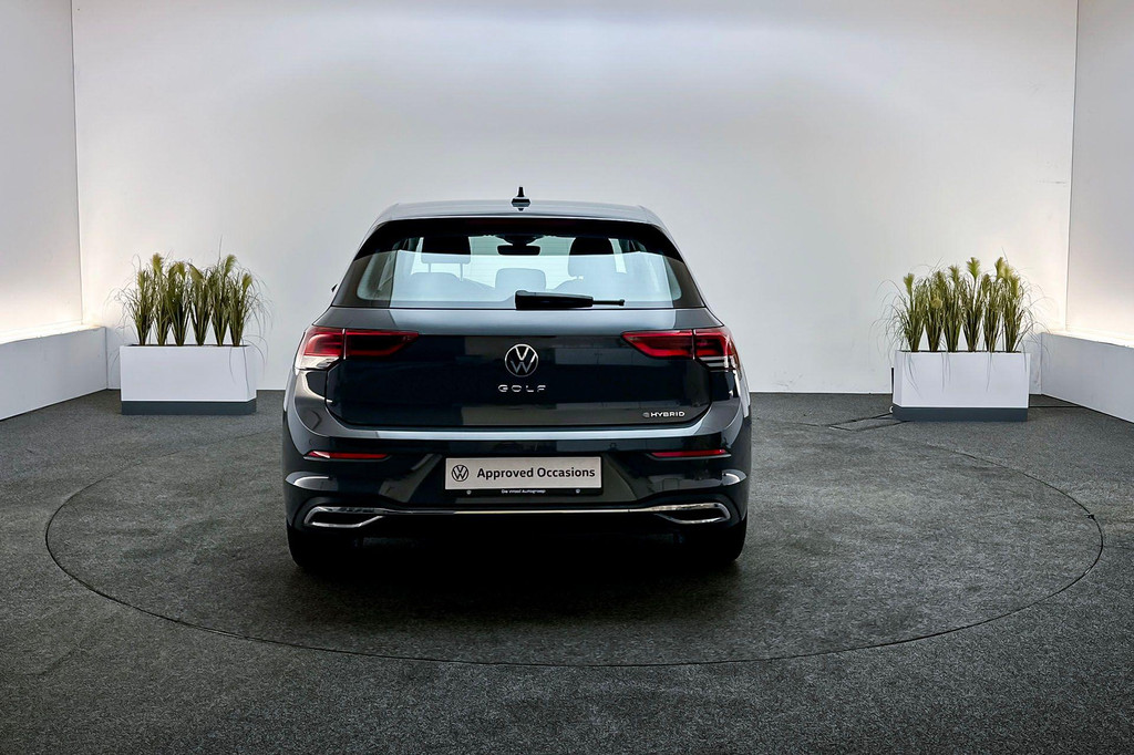Volkswagen Golf (KFN69L) met abonnement