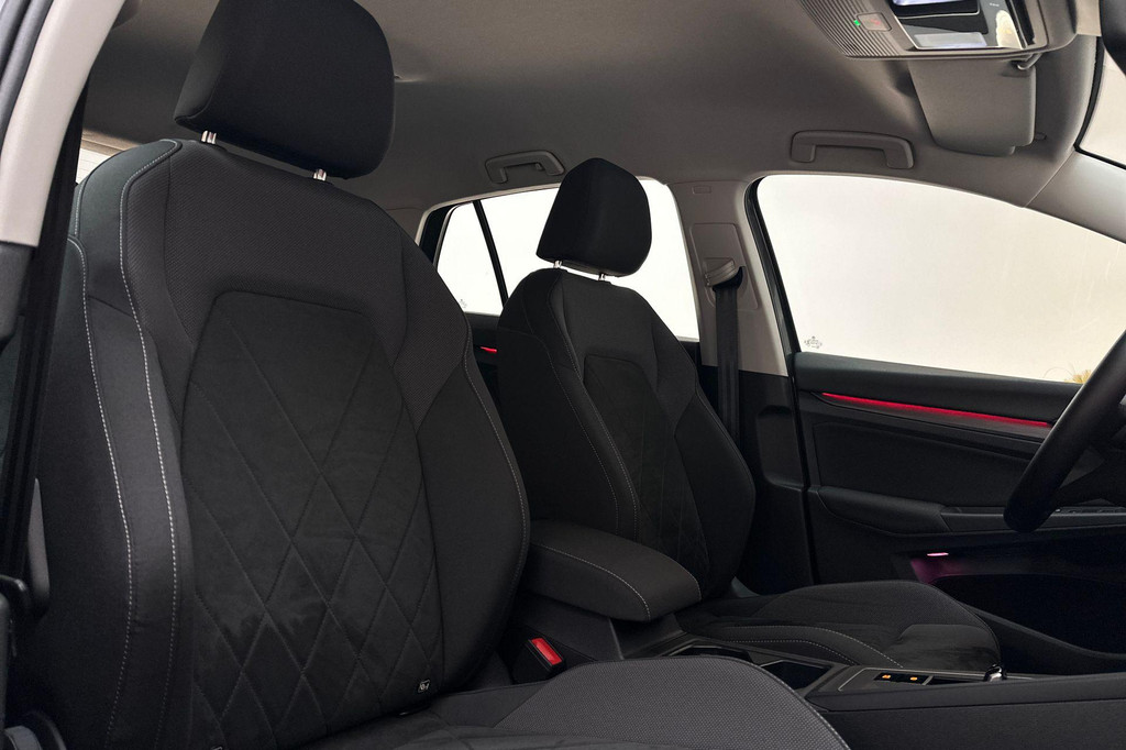 Volkswagen Golf (KFN69L) met abonnement