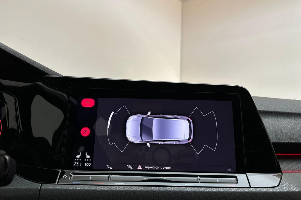 Volkswagen Golf (KFN69L) met abonnement