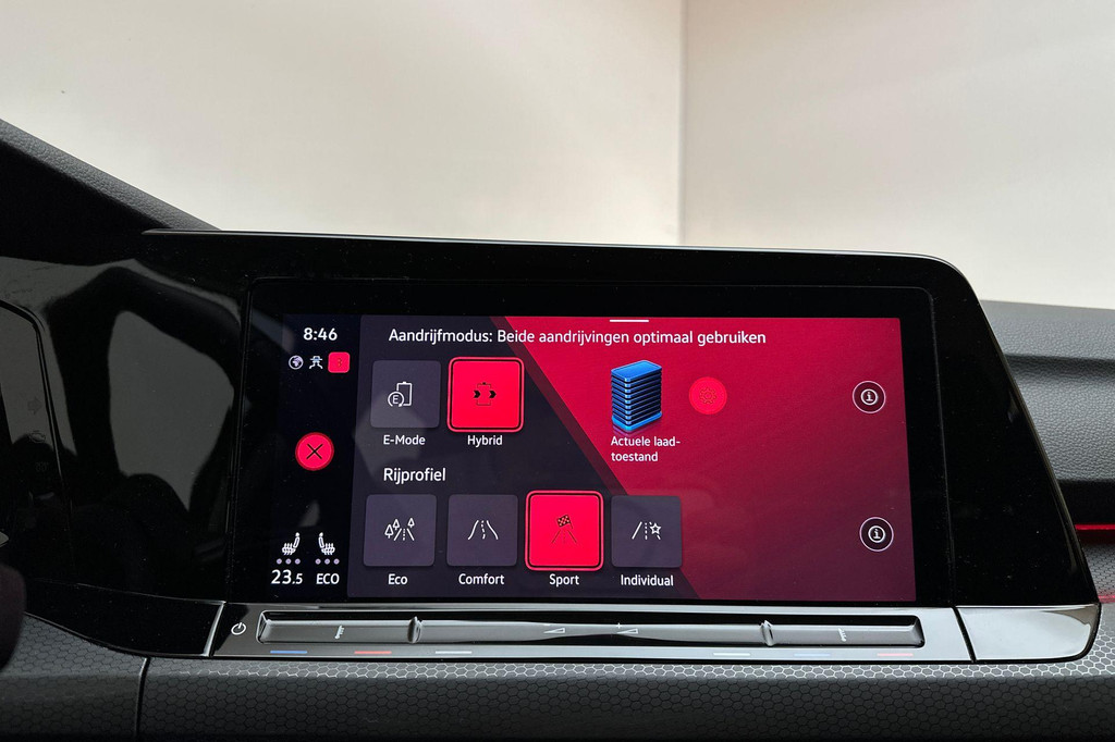 Volkswagen Golf (KFN69L) met abonnement