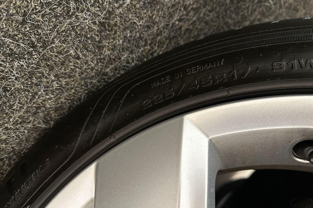 Volkswagen Golf (KFN69L) met abonnement