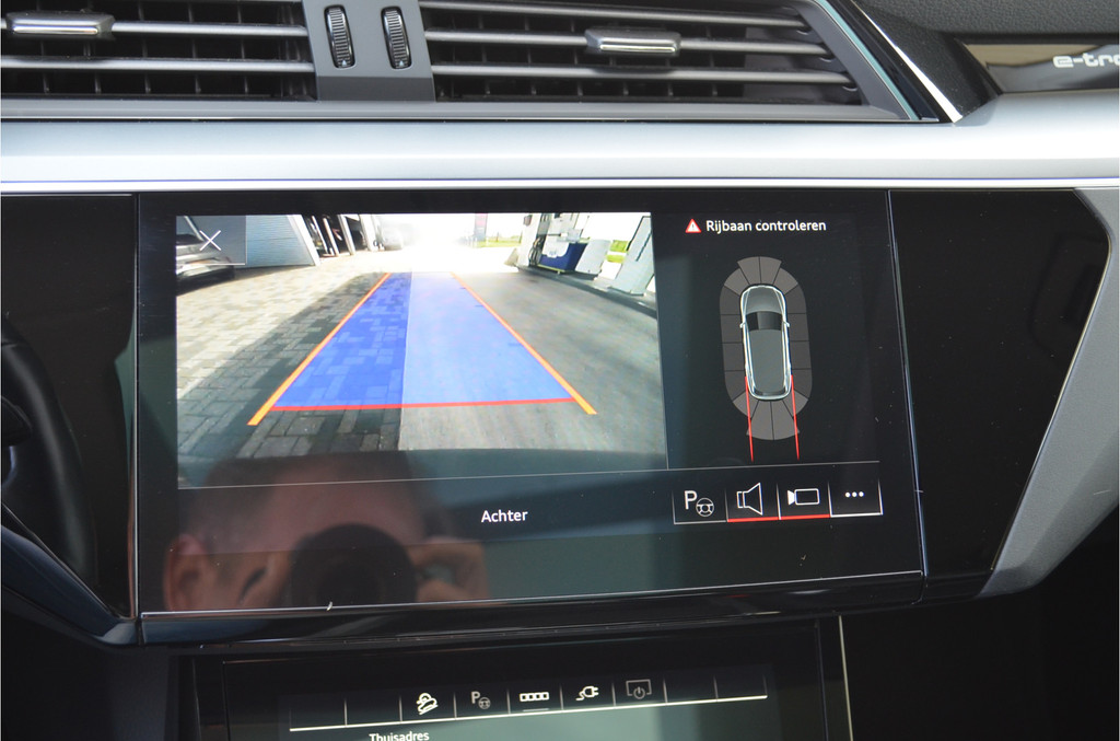 Audi e-tron (KFP09X) met abonnement